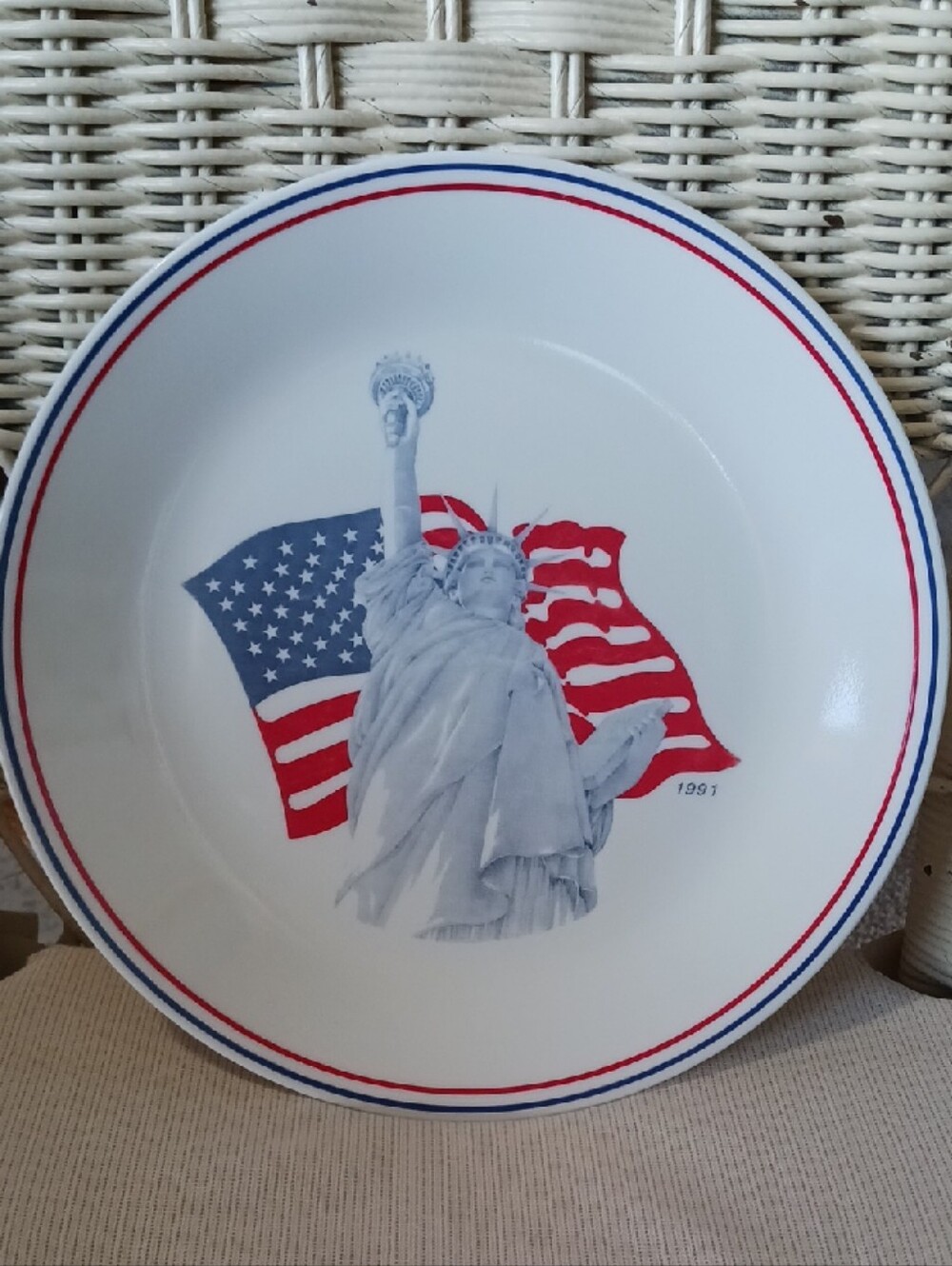 Corelle~ Statue of Liberty Plate-1991